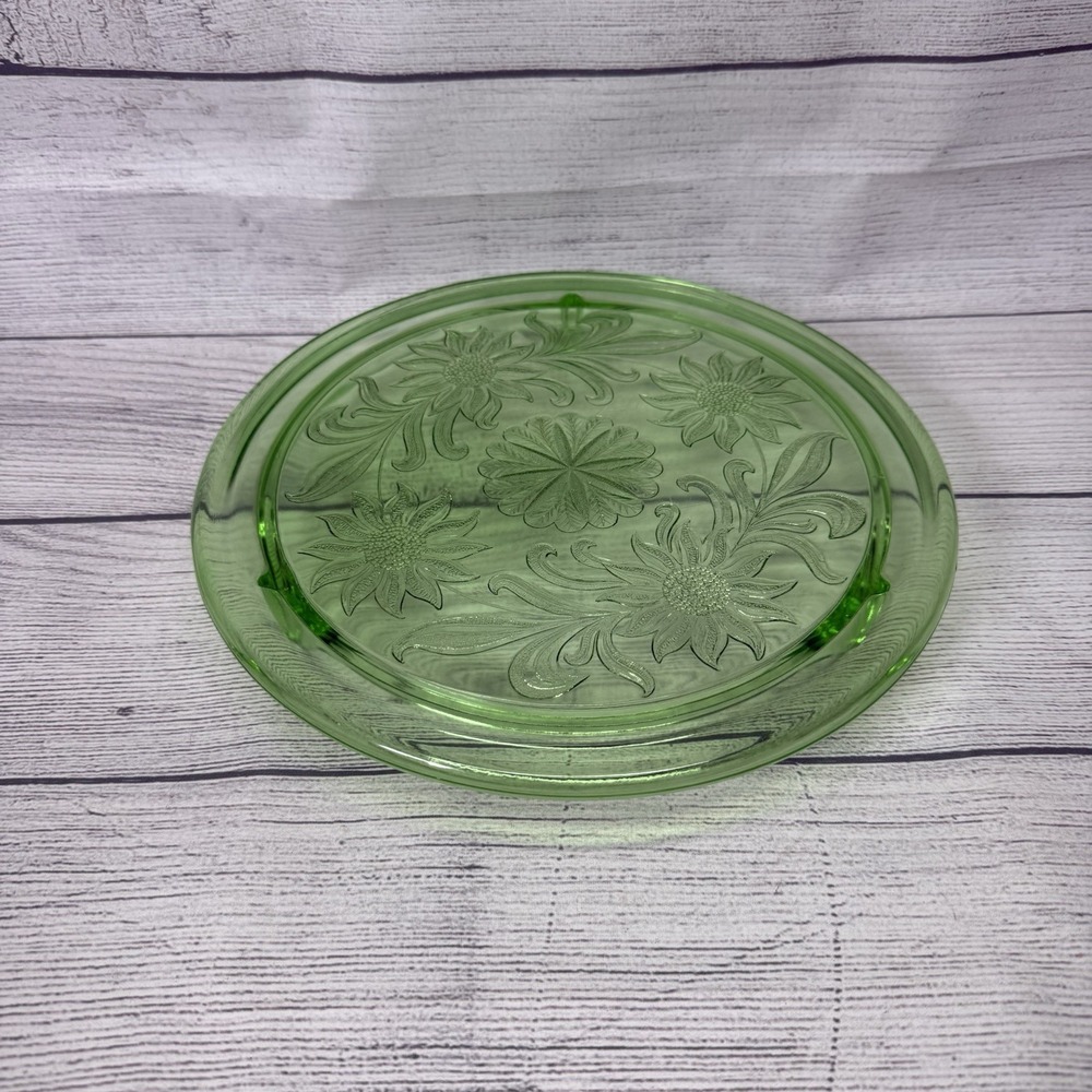 Vintage Jeannette Uranium Glass Sunflower Pattern Footed Cake Plate 10"